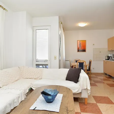 Fuer 4 Personen Ca 49 Qm In Rovinj, Istrien Istrische Riviera Apartment Rovinj